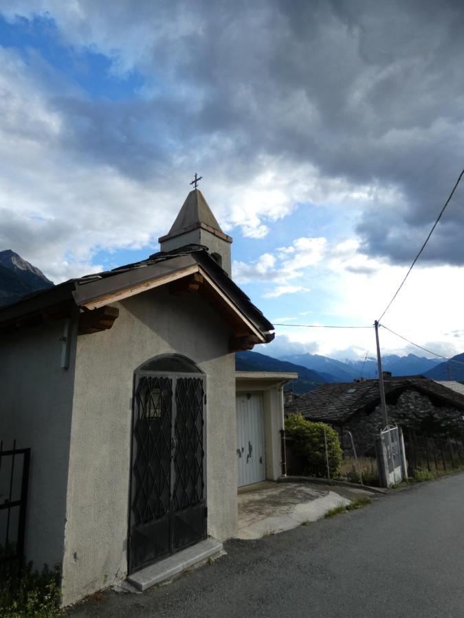 La Maisonnette De Larey Aosta Eksteriør bilde